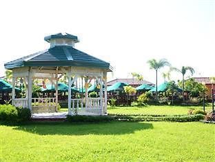 Crystal Waves Hotel And Resort Talavera Extérieur photo